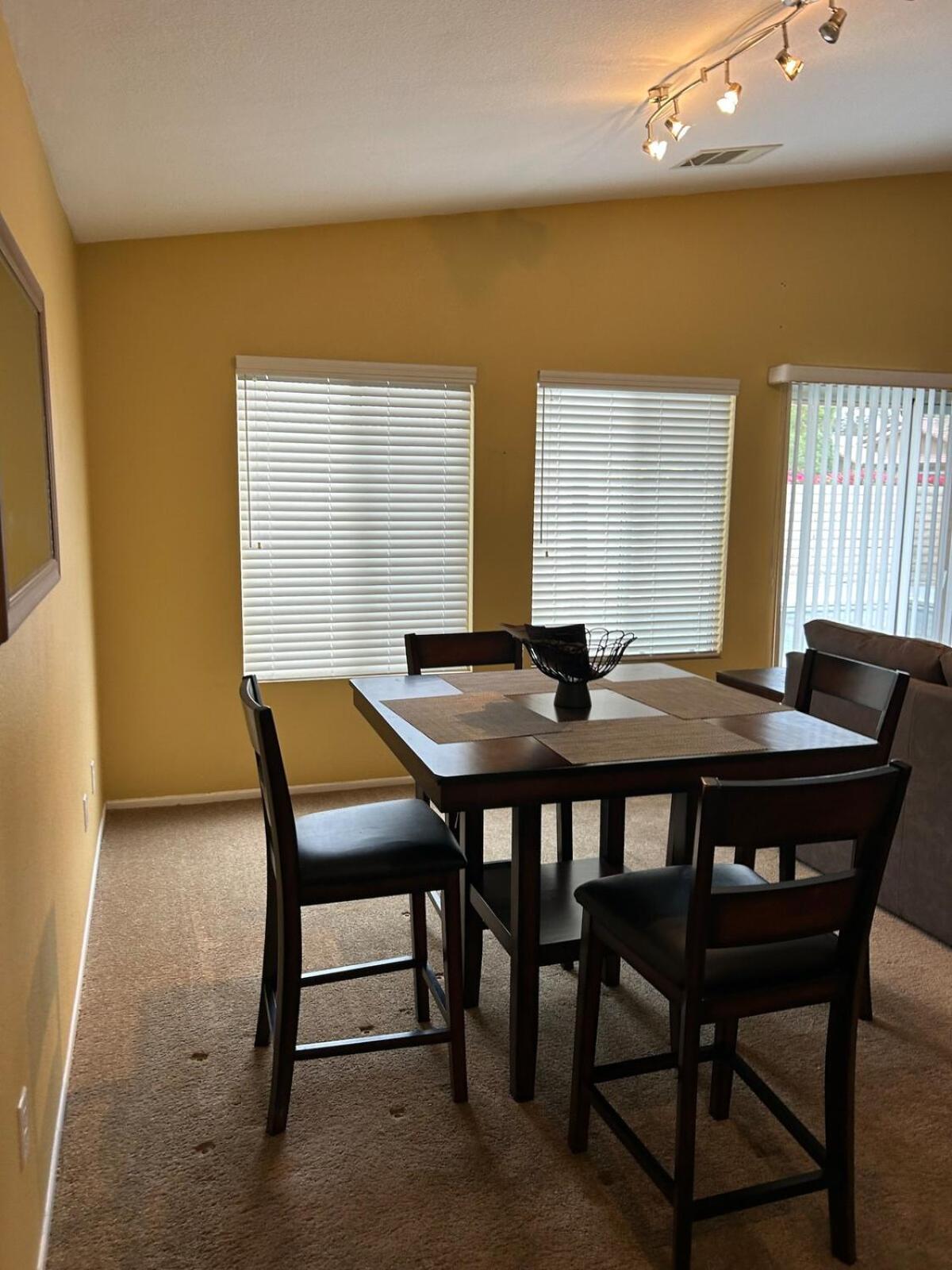 Villa Walking Distance To Stagecoach Indio Exterior foto